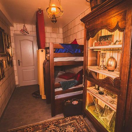 Repaire Du Sorcier Un Apartement Magique Troyes Eksteriør billede