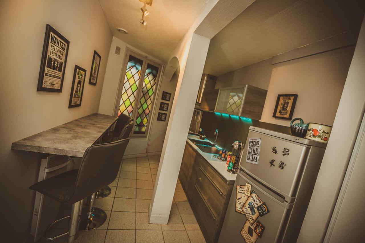Repaire Du Sorcier Un Apartement Magique Troyes Eksteriør billede