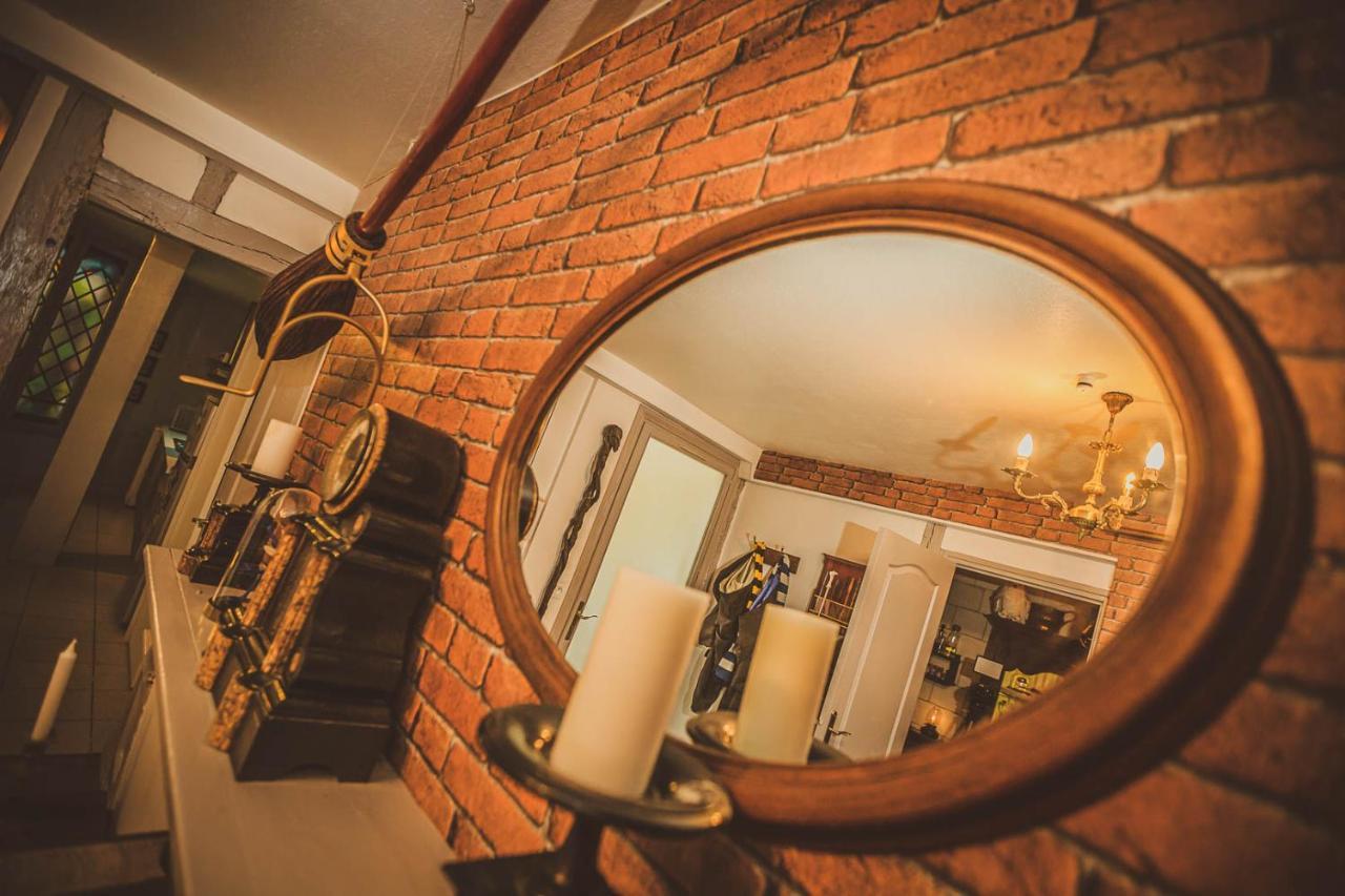Repaire Du Sorcier Un Apartement Magique Troyes Eksteriør billede