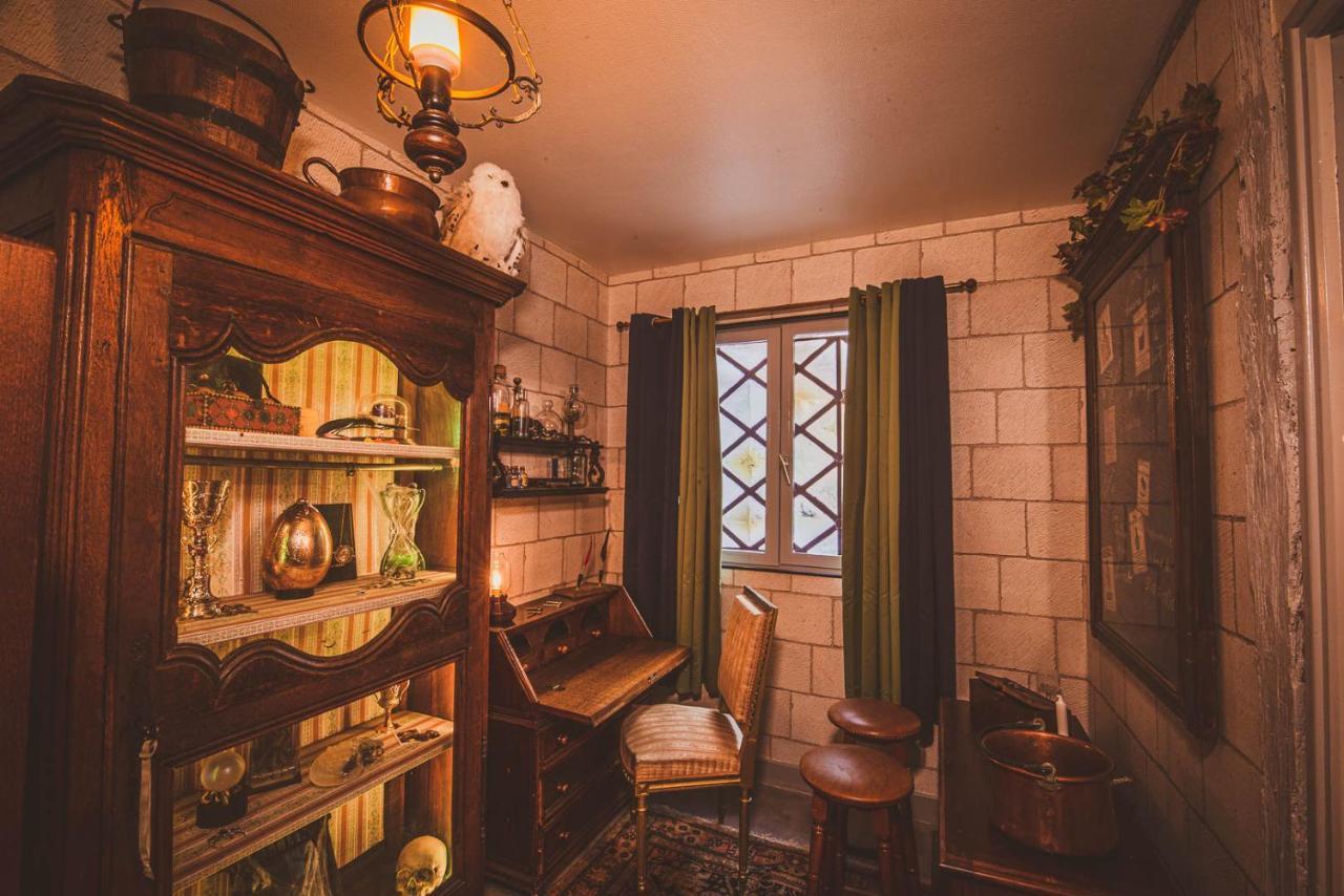 Repaire Du Sorcier Un Apartement Magique Troyes Eksteriør billede